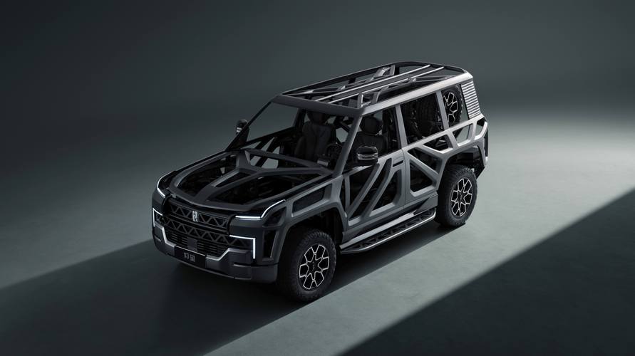 成都110仰望U8硬派越野的科技魅力，国能汽车对传统燃油车市场的冲击